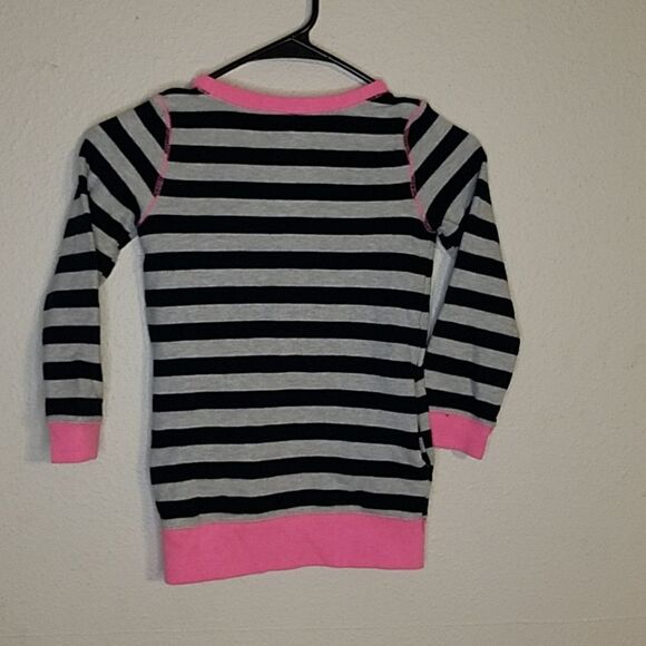 Carter's sweater size 6 - Picture 3 of 4